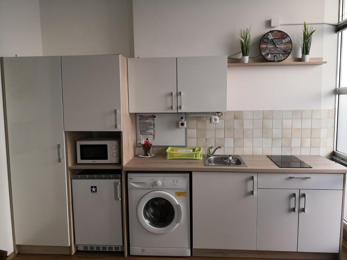 Slomskova Apartment Любляна Екстериор снимка